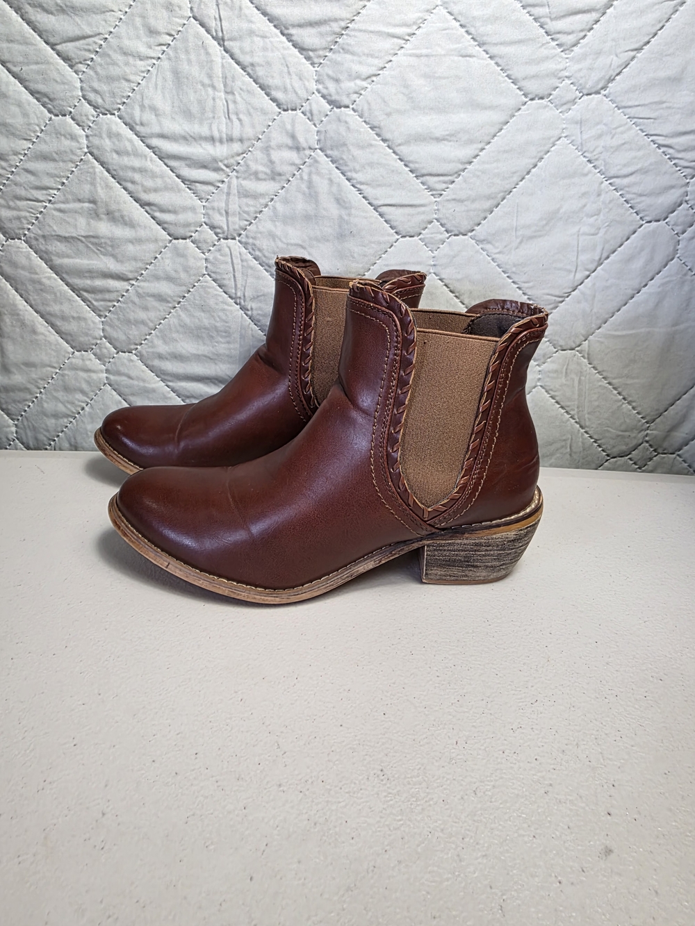 Women's Brown Leather Ankle Booties Sz 9 - Picture 6 of 11